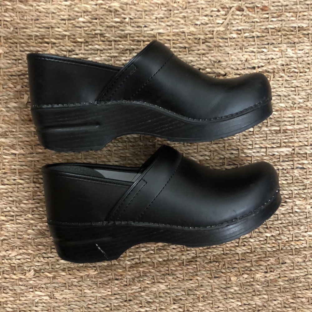 Dansko clogs - Picture 2 of 5